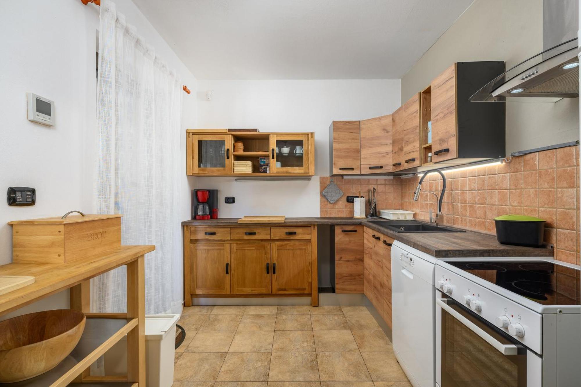 Villa Hrast Bacva Višnjan Exteriör bild