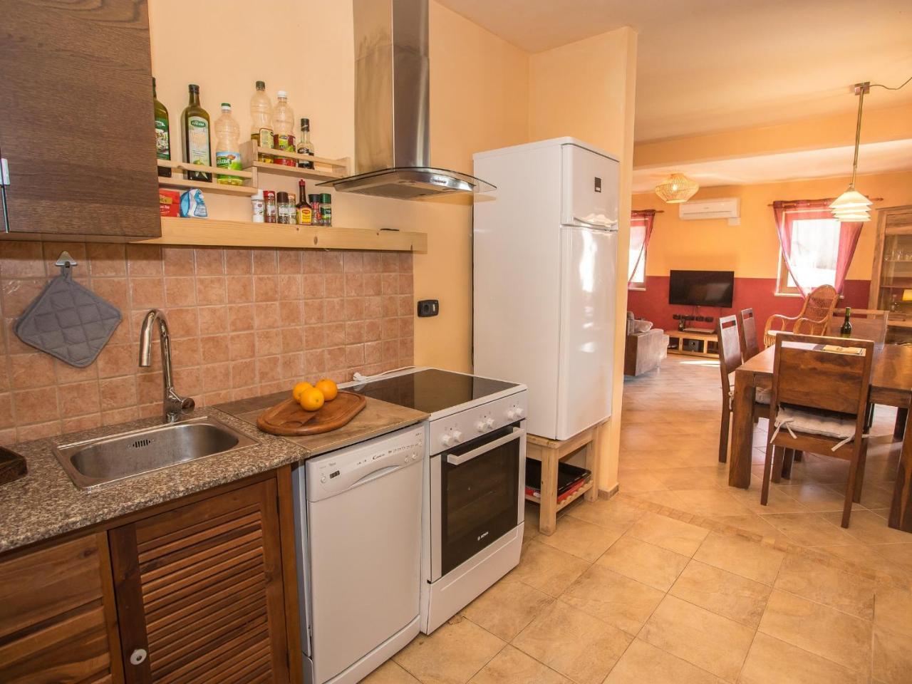 Villa Hrast Bacva Višnjan Exteriör bild